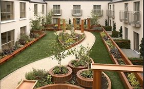 Westport Plaza Hotel, Spa & Leisure
